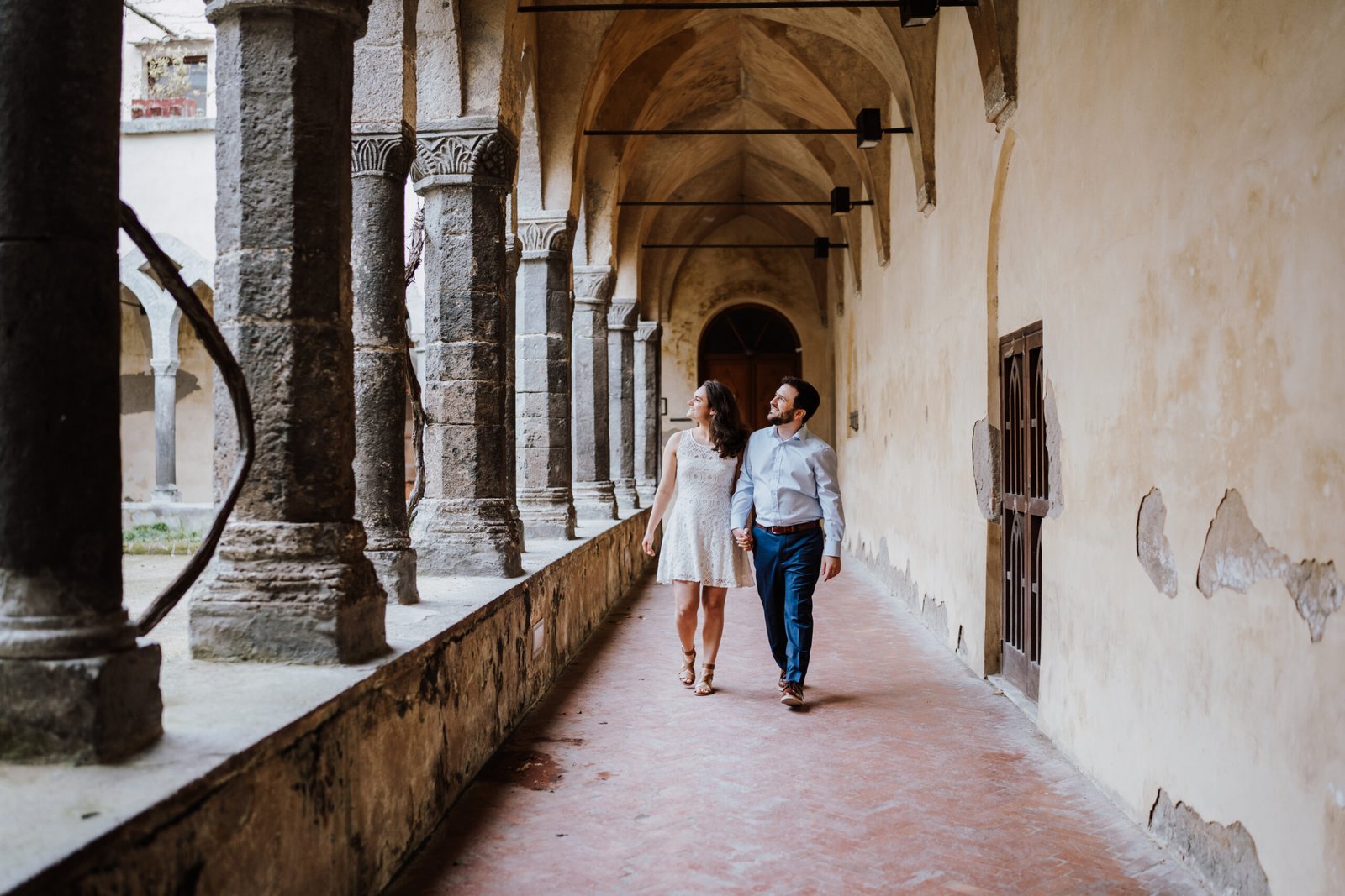 romantic photoshoot chiostro di san francesco cloister sorrento