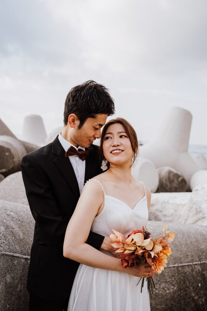 romantic honeymoon amalfi couple photoshoot by the sea